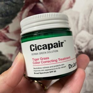 Dr. Jart Cicapair Tiger Grass Color Correcting